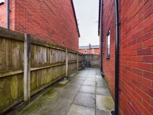 Photo 30- click for photo gallery